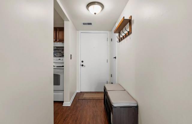 742 W Kilgore Rd photos photos