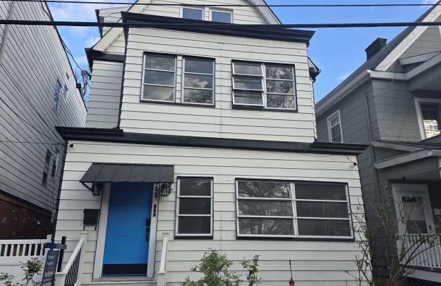 143 MAIN ST photos photos