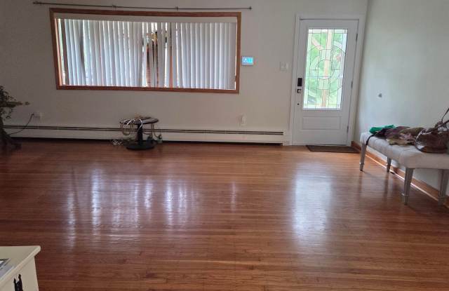 308 Steven Dr Gallery 4