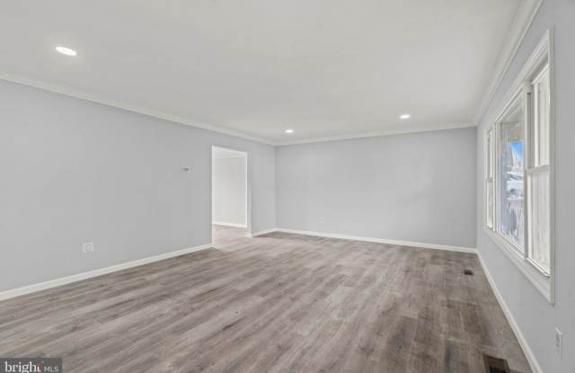 48 MARBORO LANE photos photos