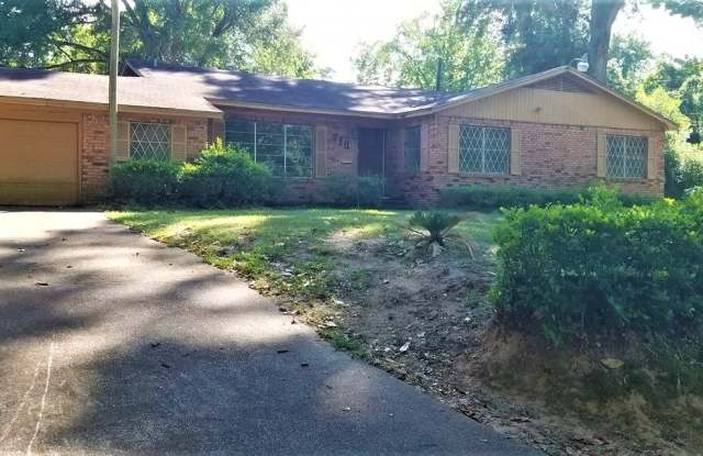 710 Cariker Street - 710 Cariker Street, Nacogdoches, TX 75965