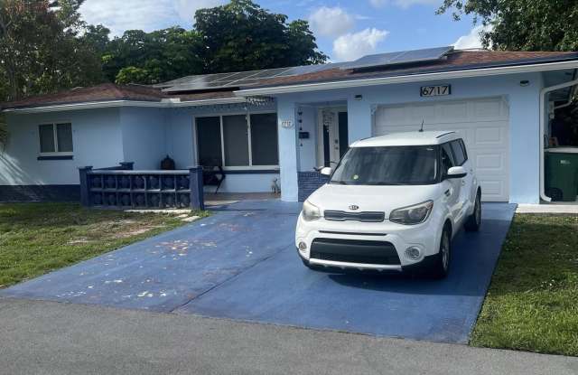 6717 NW 59th Street photos photos