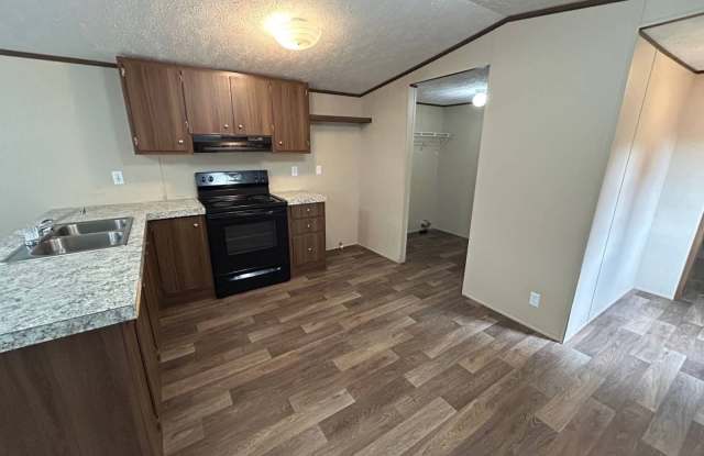 1512 Jans Dr. Gallery 4