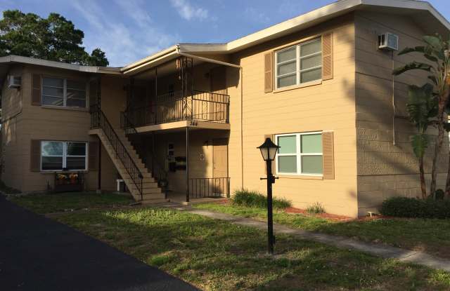 344 33rd Ave N Apt E photos photos