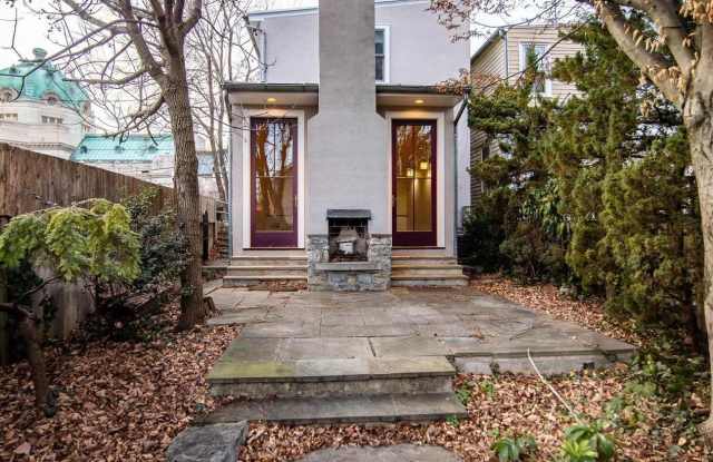 216 N BRADDOCK STREET photos photos