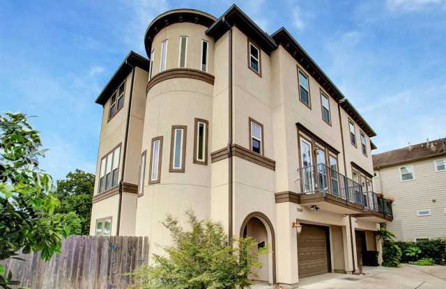 5340 Kiam Street - 5340 Kiam Street, Houston, TX 77007