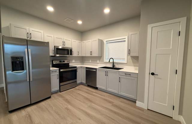 651 Washington Street photos photos