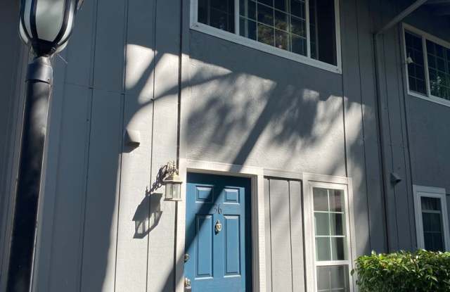Dublin 2 Bd/1.5Ba. Quiet Condo, Close to Shopping and 580/680 Hwy! - 7319 Starward Drive, Dublin, CA 94568