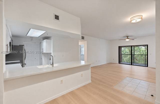 3021 Alcazar Pl Gallery 4