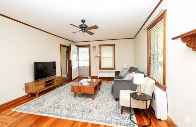 354 Pond St. - 354 Pond Street, Braintree Town, MA 02184