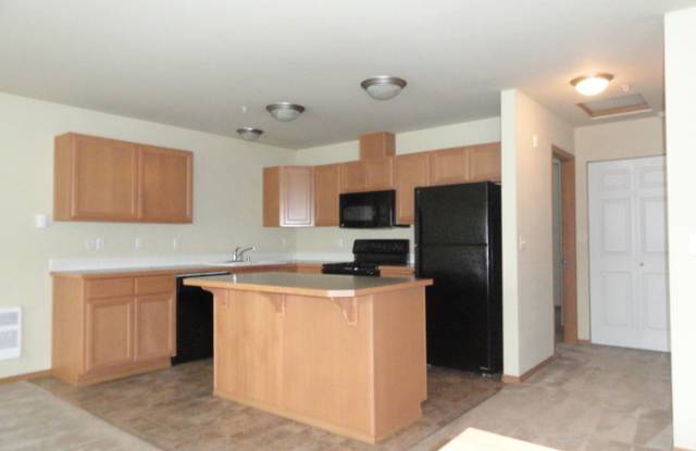 10511 140th Street Court East Gallery 2