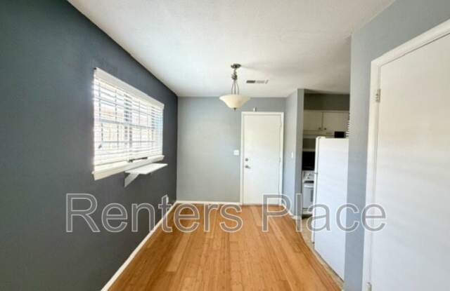 2418 E 59th Ct. Gallery 4