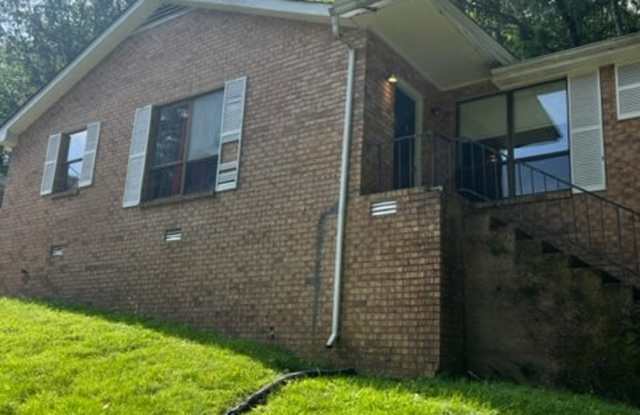 3033 Vistavalley Court Gallery 2