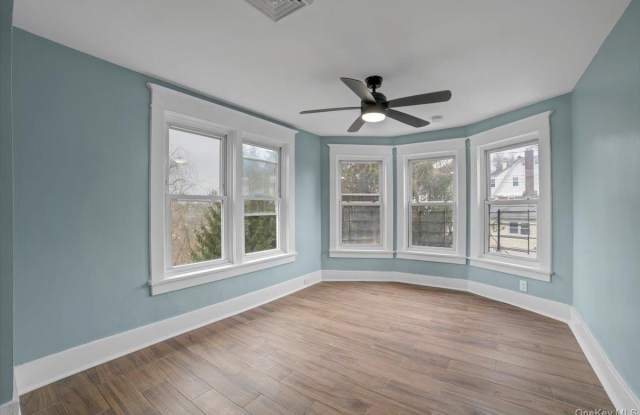 143 Chatterton Parkway Gallery 3