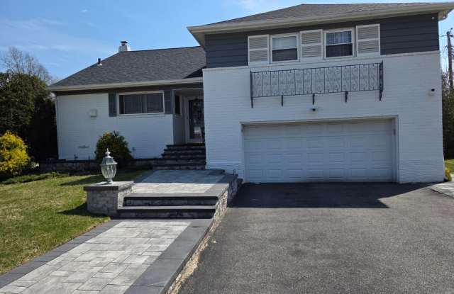 838 Pepperidge Road photos photos