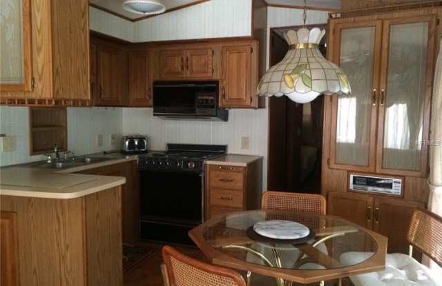 14 SADDLEBAG TRAIL N Gallery 4