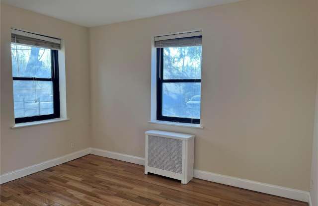 110 Stonelea Place Gallery 3