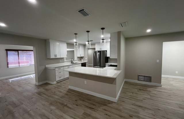 3/2 Renovated College Park Home photos photos