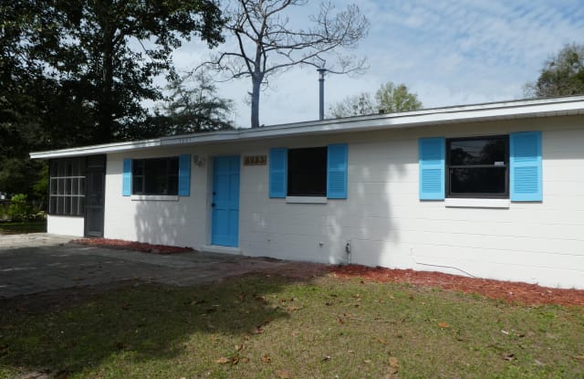 6983 MISS MUFFET LN S - 6983 South Miss Muffett Lane, Jacksonville, FL 32210