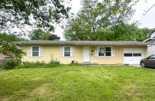 3-Bedroom Home with Functional Layout & Fenced-In Yard photos photos