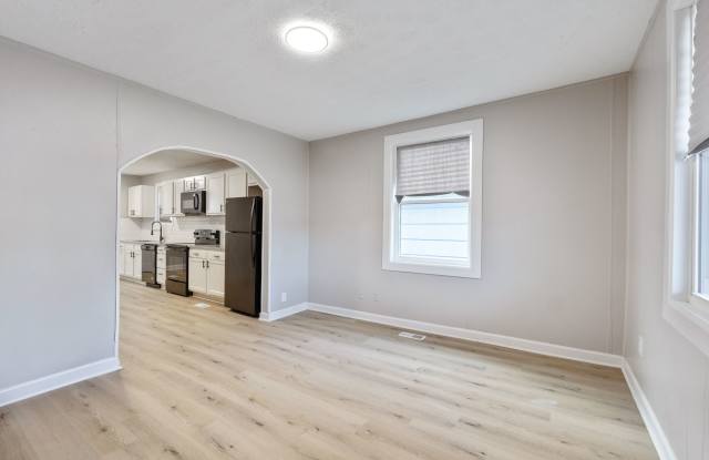 2045 Briarwood Avenue photos photos