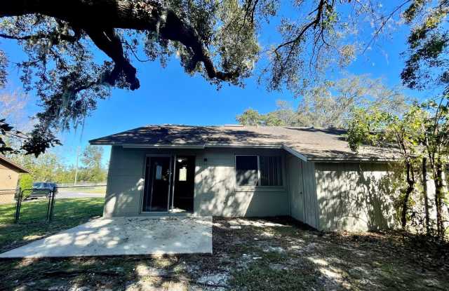 CUTE 2/1 DUPLEX in East Orlando! Gallery 3