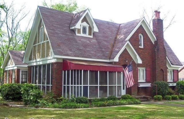 511 North Street - 511 North Street East, Talladega, AL 35160