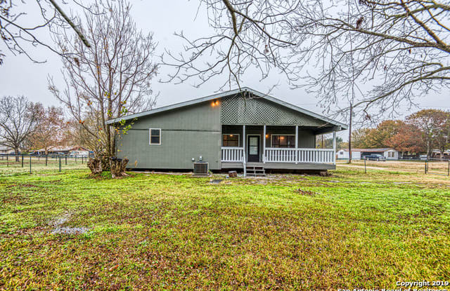 821 SCHUMACHER DR - 821 Schumacher Drive, Lake Dunlap, TX 78130