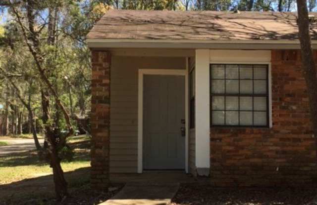 1079 Sutor Road photos photos