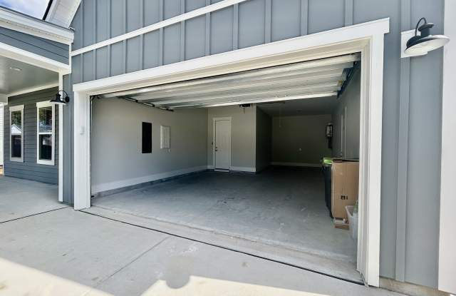 1214 Laurel Oak Avenue Gallery 3