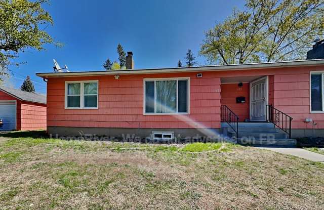 1117 S Walnut St photos photos