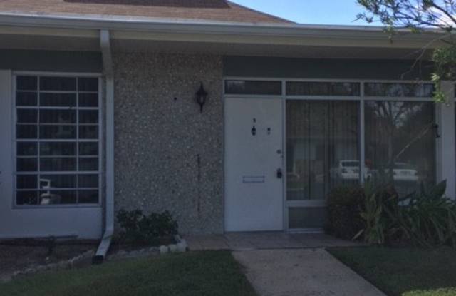55+, quaint 2/1 in a great community located close to employment, downtown, beaches and shopping. photos photos