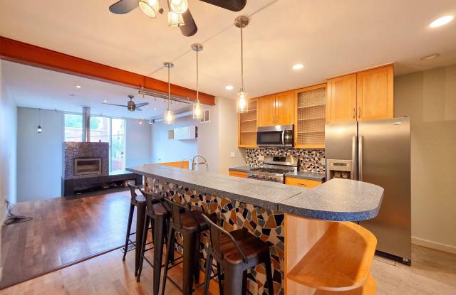 536 E GLENDALE Avenue Gallery 4