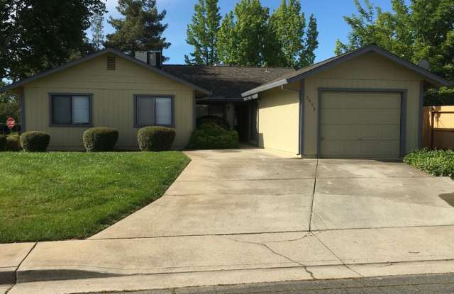 East Redding Duplex off Shasta View photos photos