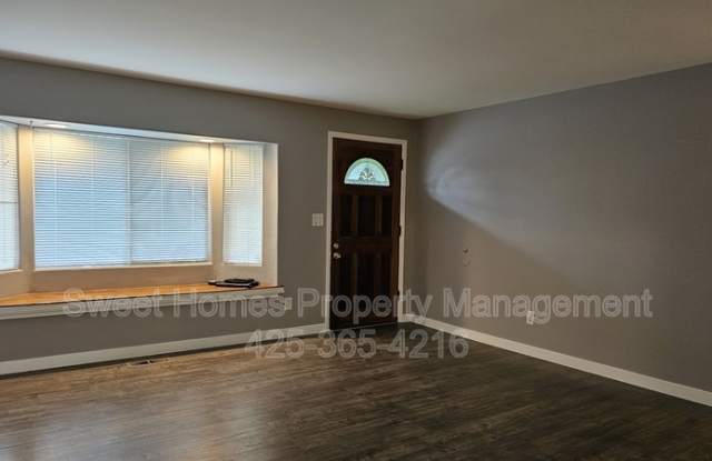 12828 111th Avenue Northeast - 12828 111th Avenue Northeast, Kirkland, WA 98034