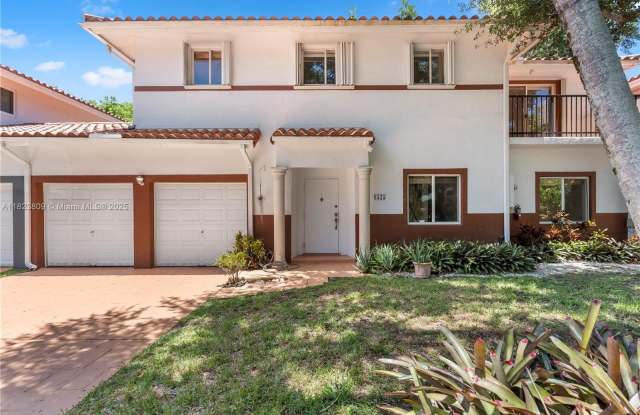 6525 SW 55th Ter photos photos