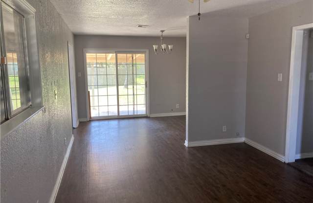 1233 Baywood Lane Gallery 2