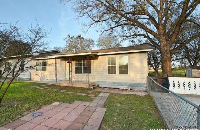 1401 COCO LN Gallery 1
