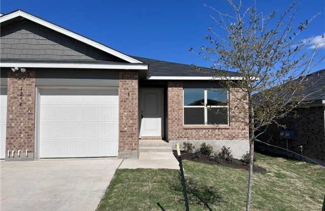 1214 Lehmann Drive Gallery 2