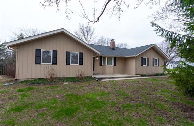 377 Carmelview Drive - 377 Carmelview Drive, Carmel, IN 46032
