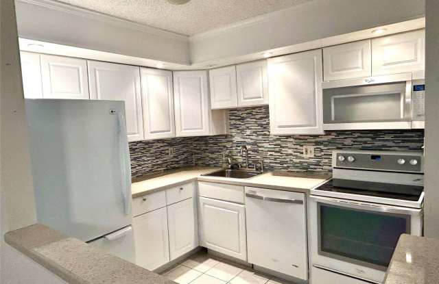 10429 E Clairmont Circle Gallery 2