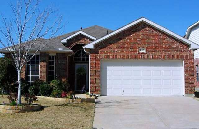 10129 Bull Run - 10129 Bull Run, Fort Worth, TX 76177 10129 Bull Run - 10129 Bull Run, Fort Worth, TX 76177