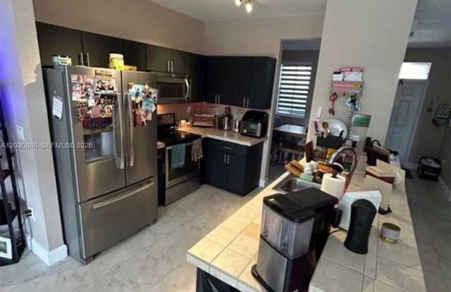 15372 SW 9th Way, Miami, FL 33194 - 2781 photos photos