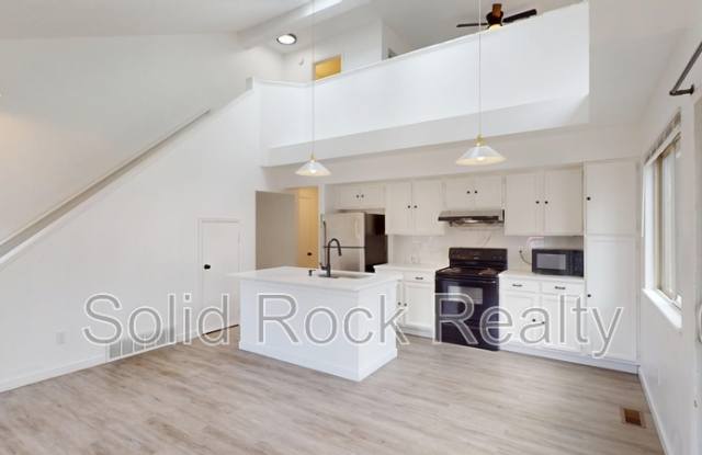 128 West Cheyenne Road photos photos
