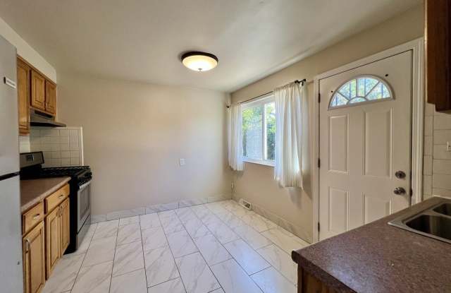 5025 Suffield Court Gallery 4