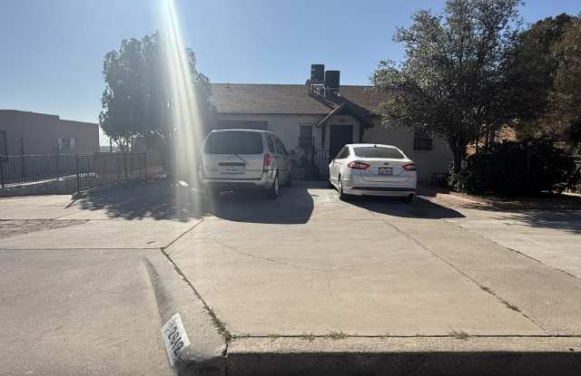 2612 San Jose Avenue - 2612 San Jose Avenue, El Paso, TX 79930