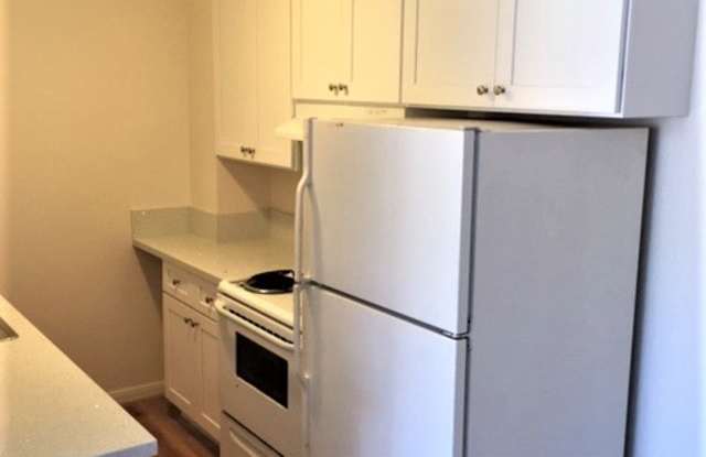 3111 Macaulay St #104 Gallery 2