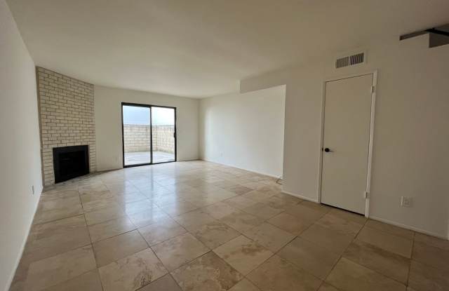 Newly updated bright two-story townhome... - 3722 Hughes Avenue, Los Angeles, CA 90034