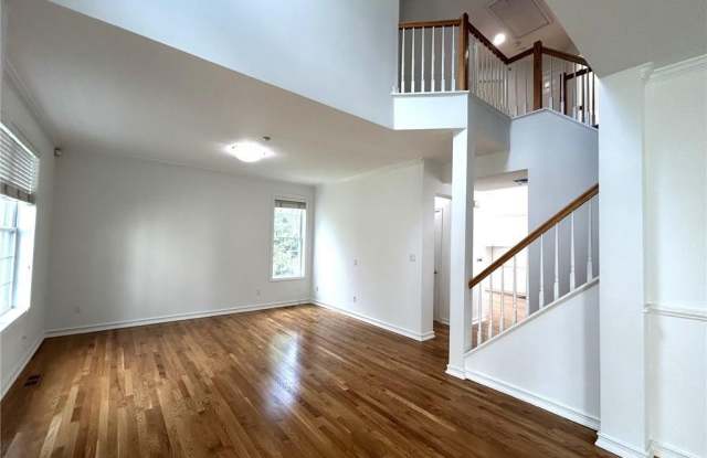 124 Heirloom Court Gallery 4