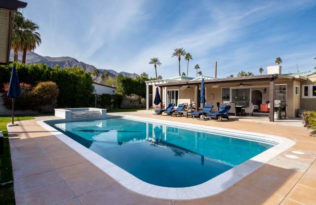 Movie Colony Oasis - Peaceful, Walk to Downtown photos photos